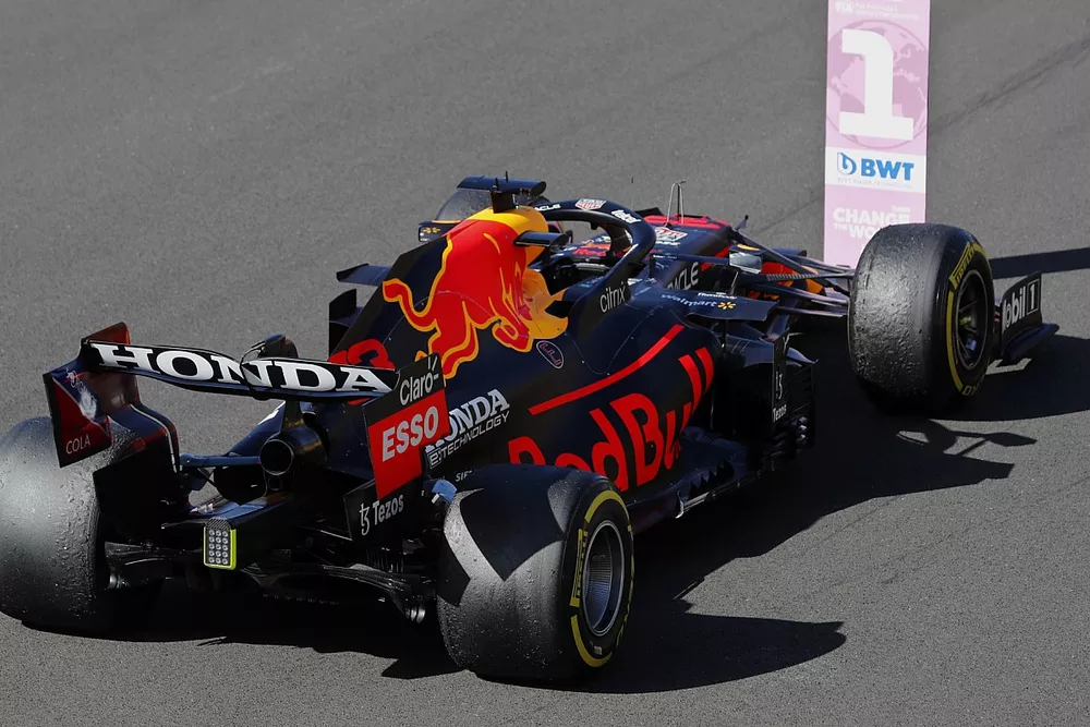Max Verstappen, Red Bull Racing RB16B