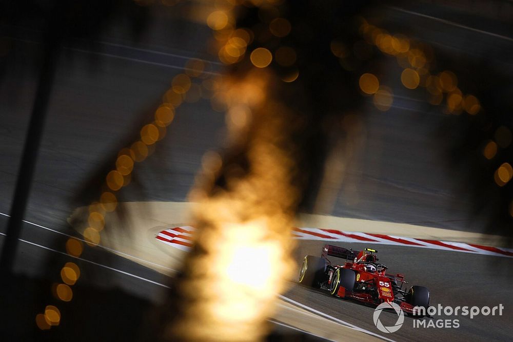 Carlos Sainz Jr., Ferrari SF21