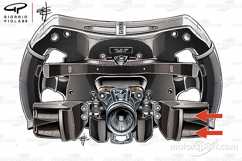 El volante del Mercedes AMG F1 W08 de Lewis Hamilton