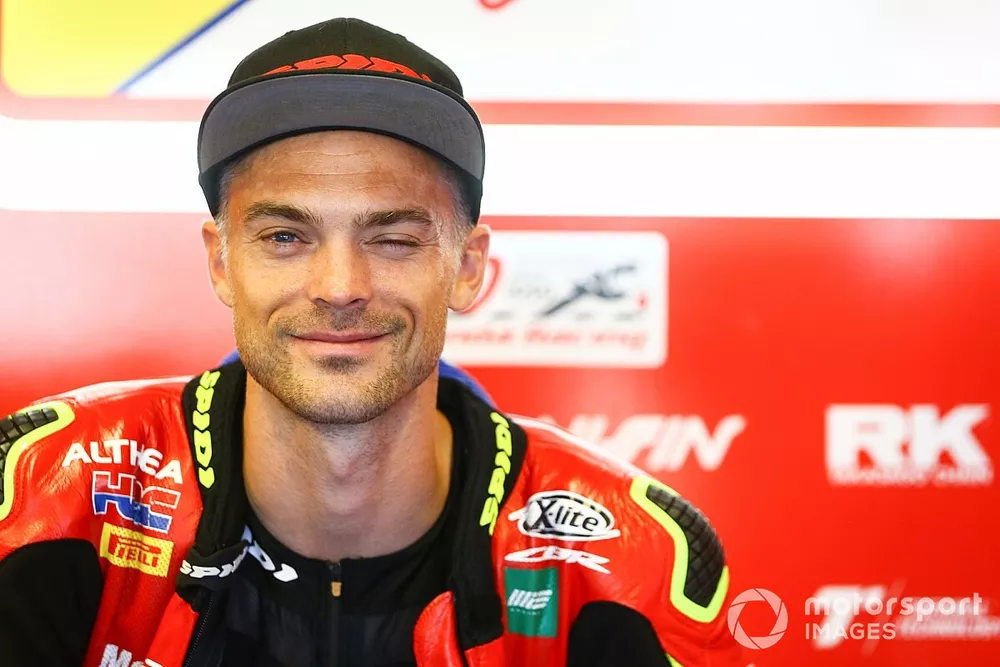 Leon Camier, Honda WSBK Team