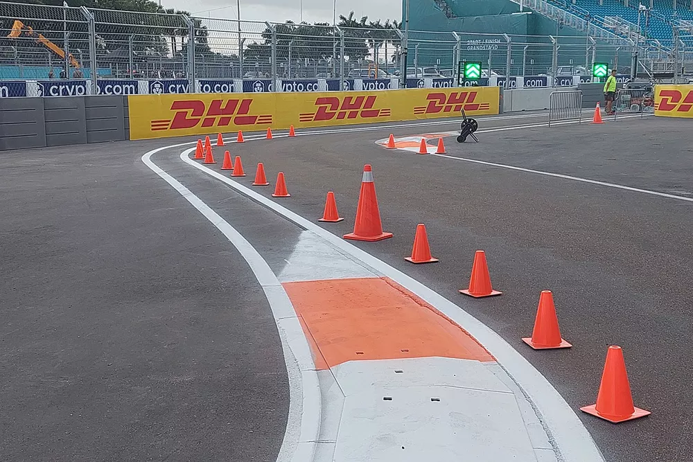 Pit entry chicane