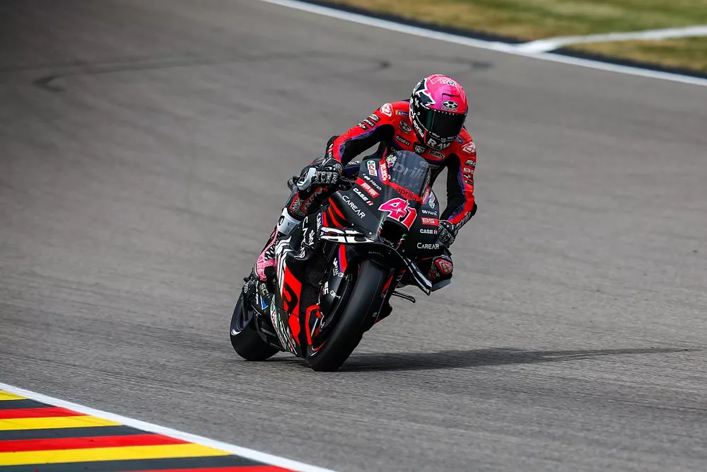 Aleix Espargaro, Aprilia Racing