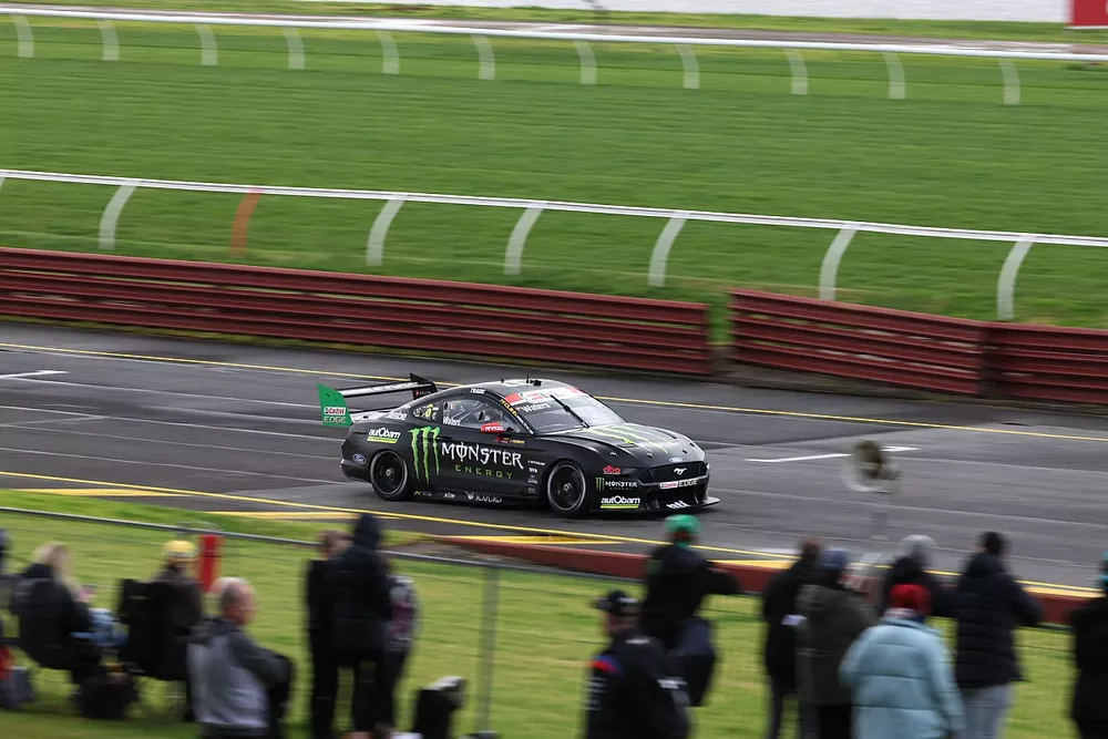 Cam Waters, Tickford Racing