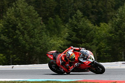 Davies: Staying at Ducati a "risk" with V4 bike