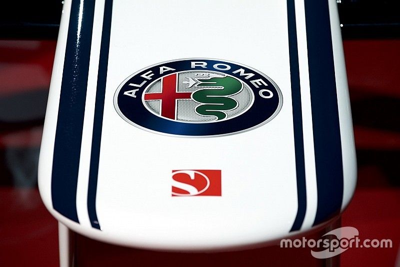Presentación de Alfa Romeo Sauber decoración