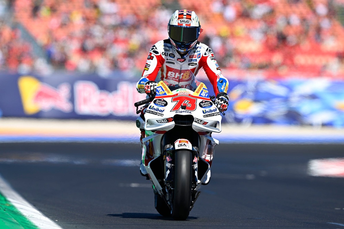 Álex Márquez remonte mais bute sur Marc : "Il jouait un peu avec nous"