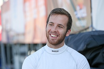 Indy Lights champion Jones signs with Coyne