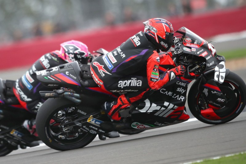 Paolo Bonora bestätigt Aprilia experimentiert mit CarbonChassis