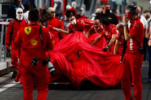F1: Ferrari enfrenta "&ecirc;xodo" de engenheiros antes de mudan&ccedil;a de regulamentos de 2026