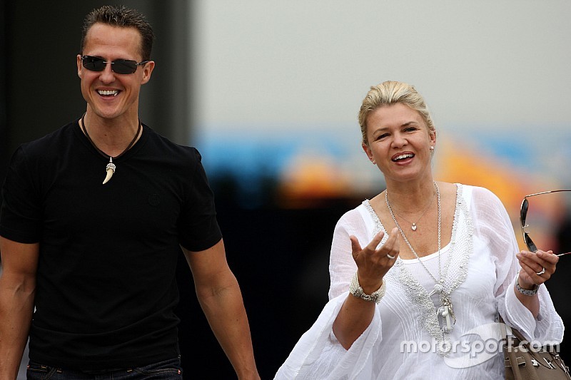 Corinna agradeció por una canción dedicada a Schumacher