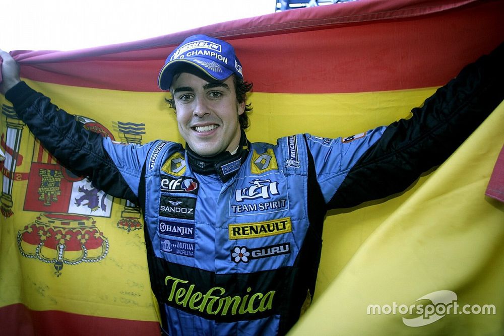 Campe&oacute;n del mundo 2006 F1, Fernando Alonso, celebrando