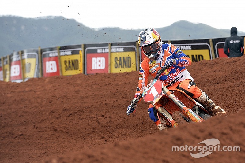 Pauls Jonass sempre più padrone della MX2: ecco il tris in Spagna