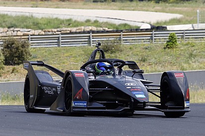 Massa completa primeiros testes com novo carro da Fórmula E