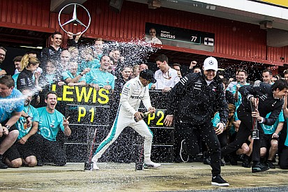 Hamilton et son avenir : "Pas de discussions" avec une autre équipe
