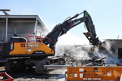 Montreal pits demolished as building work begins