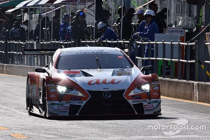 #36 au TOM’S LC500