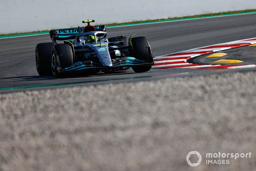 Lewis Hamilton, Mercedes W13