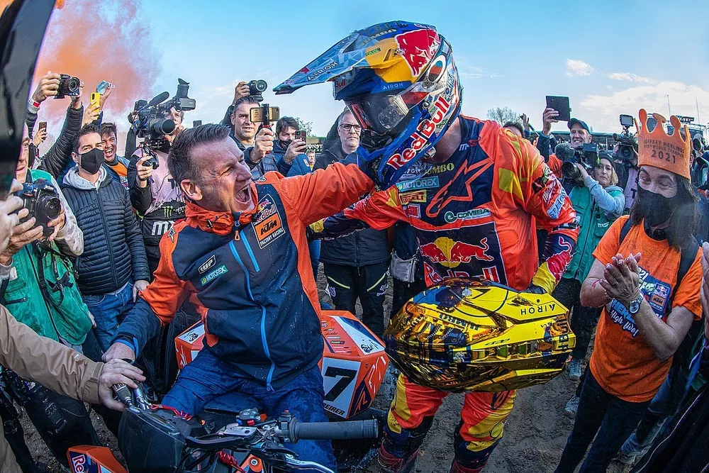 419279_Herlings_Bierer_MXGP_2021_R18_AH9I4630