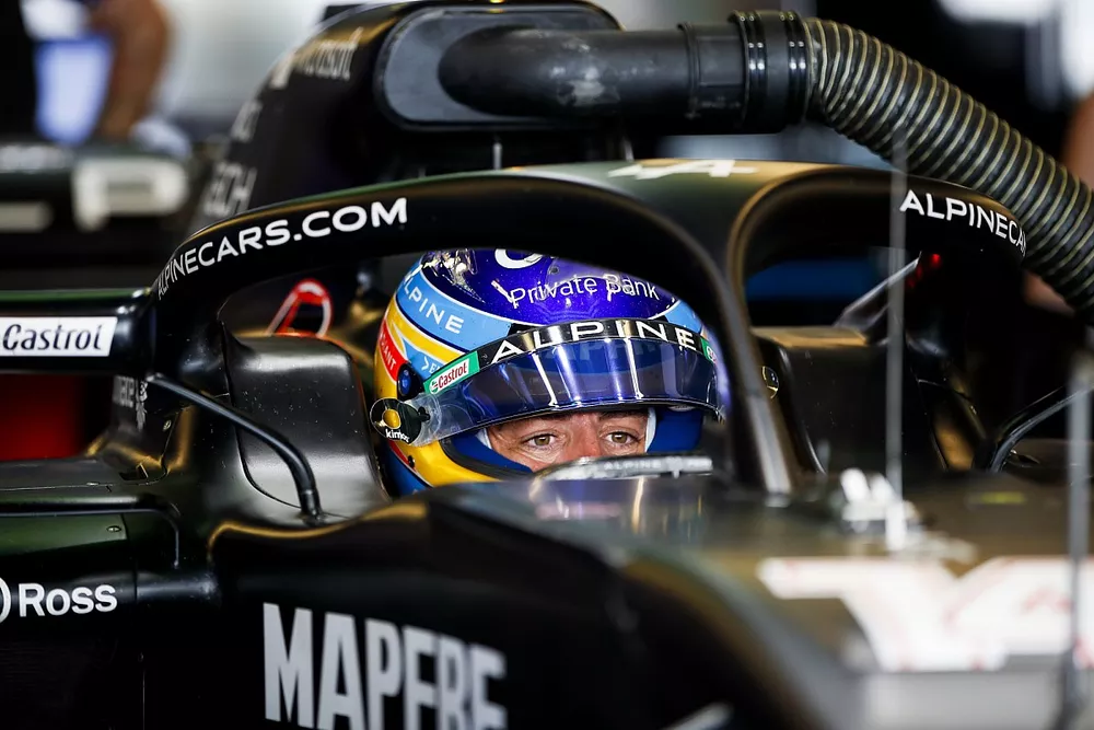 Fernando Alonso, Alpine F1, Renault RS18 adaptado (muleto) con los Pirelli de 18 pulgadas
