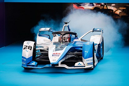 Összefoglaló videón a Formula E versenye Szaúd-Arábiából: megérkezett a BMW!
