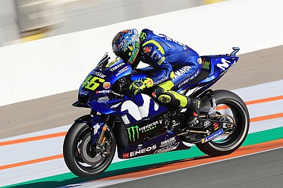 Rossi twijfelt over nieuwe motorblokken: “Snelheid nog niet fantastisch”