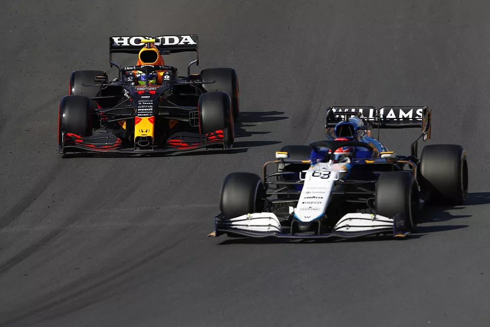 George Russell, Williams FW43B, Sergio Perez, Red Bull Racing RB16B
