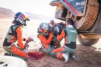 Al Attiyah explica sus problemas del miércoles en el Dakar 2025