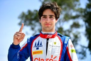 F3 Australia: Camara logra la pole sin suerte para los españoles
