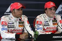 F1 - Alonso relembra rivalidade com Hamilton na McLaren em 2007: "Fomos mal gerenciados"