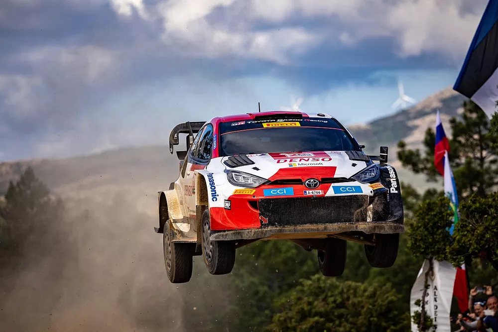 S&eacute;bastien Ogier, Vincent Landais, Toyota Gazoo Racing WRT Toyota GR Yaris Rally1
