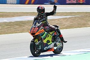 Moto2 | Sam Lowes domina a Jerez davanti ad Acosta, 4° Arbolino
