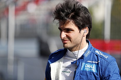 Haas'tan sürpriz bekleyen Sainz: Lider grubun bir saniye gerisindeyiz