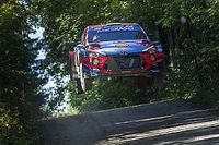 WRC: Hyundai arrasa en la mañana del sábado en Estonia