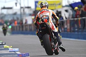 Oud-wereldkampioen Mir mist GP Argentinië door hersenschudding