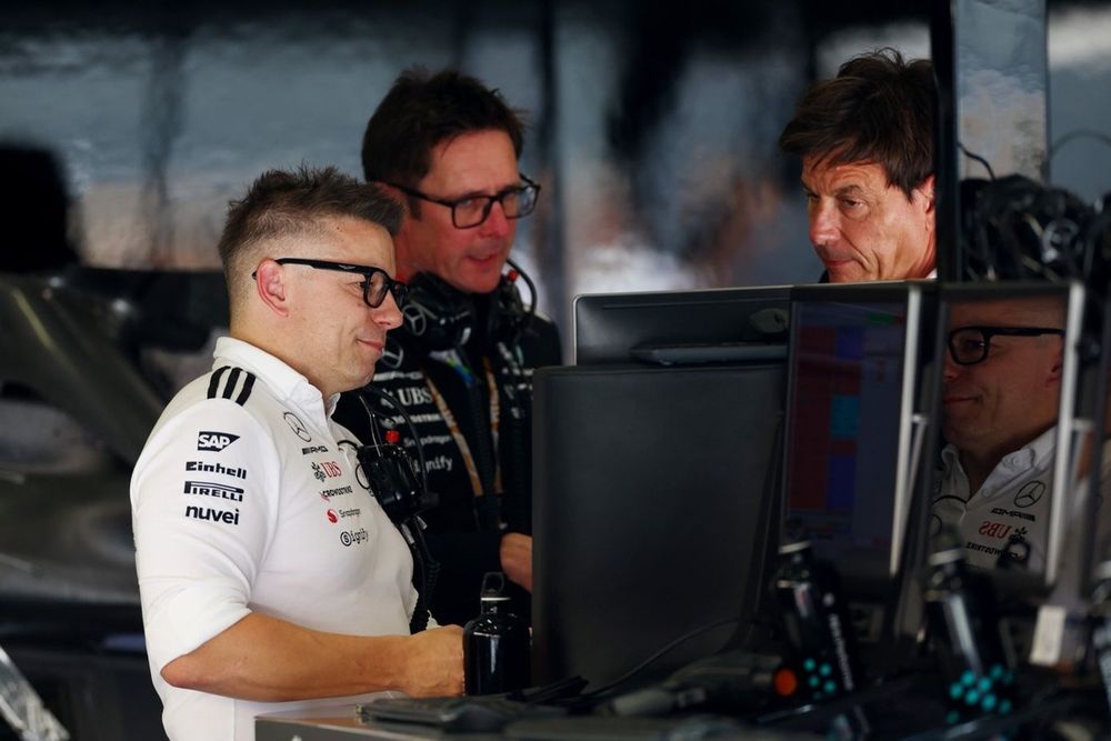 Toto Wolff, Mercedes, Andrew Shovlin, Mercedes