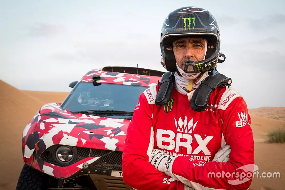 Nani Roma con el Bahrein Raid Xtreme veh&iacute;culo