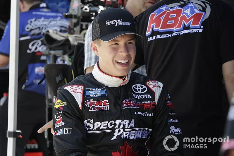 Raphael Lessard Racing Raphaël Lessard wins in Pinty’s Series debut at home track