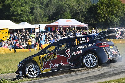 Ogier lastik patlattı, geriye düştü