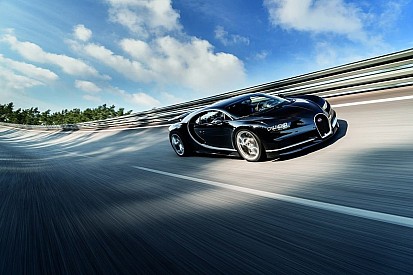 Bugatti ziet vooralsnog niets in cabrioversie Chiron