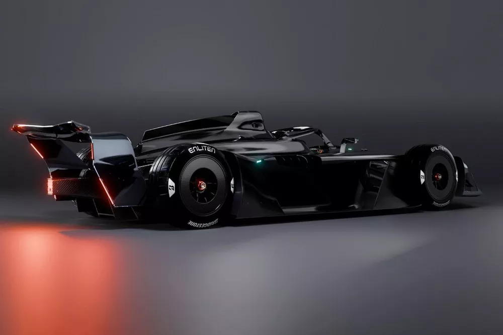 大幅パワーアップのフォーミュラE次世代車両『Gen4』。足元支える