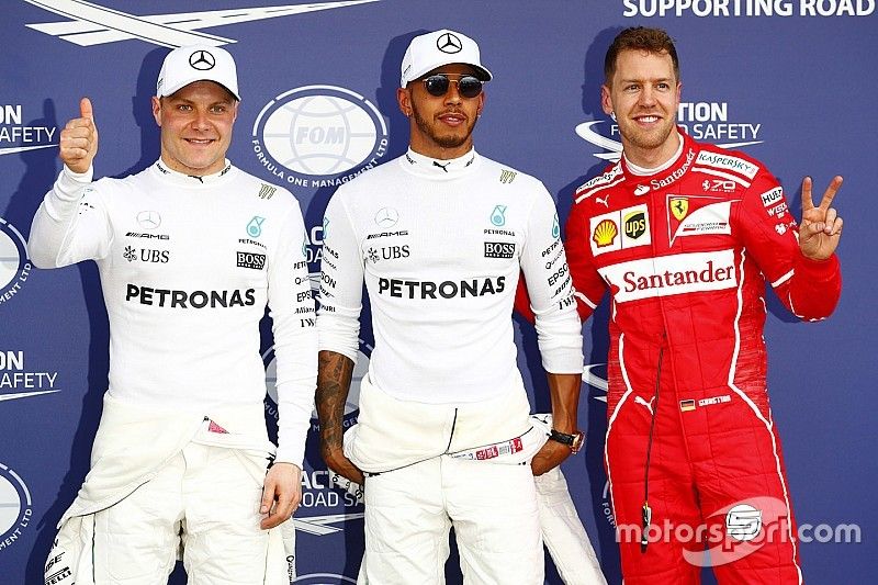 Polesitter: Lewis Hamilton, Mercedes AMG F1, second place Sebastian Vettel, Ferrari, third place Val