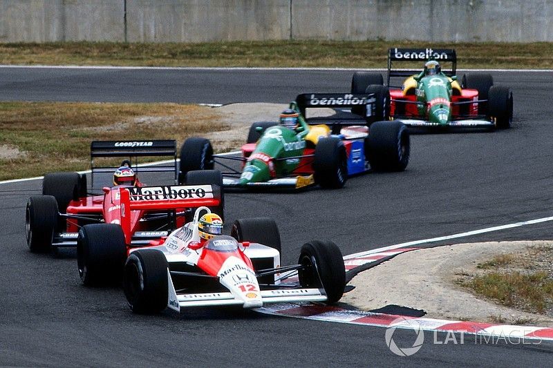 洋書◆F1写真集 本 フェラーリ マクラーレン ウイリアムズ ホンダ 洋書◇F1写真集 本 フェラーリ マクラーレン ウイリアムズ
