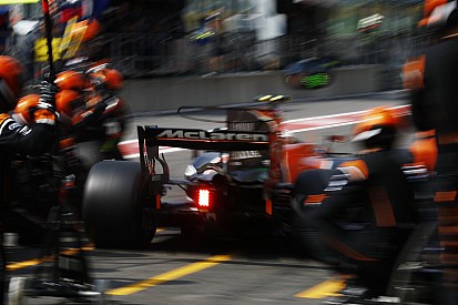 "McLaren kurallarda boşluk buldu"