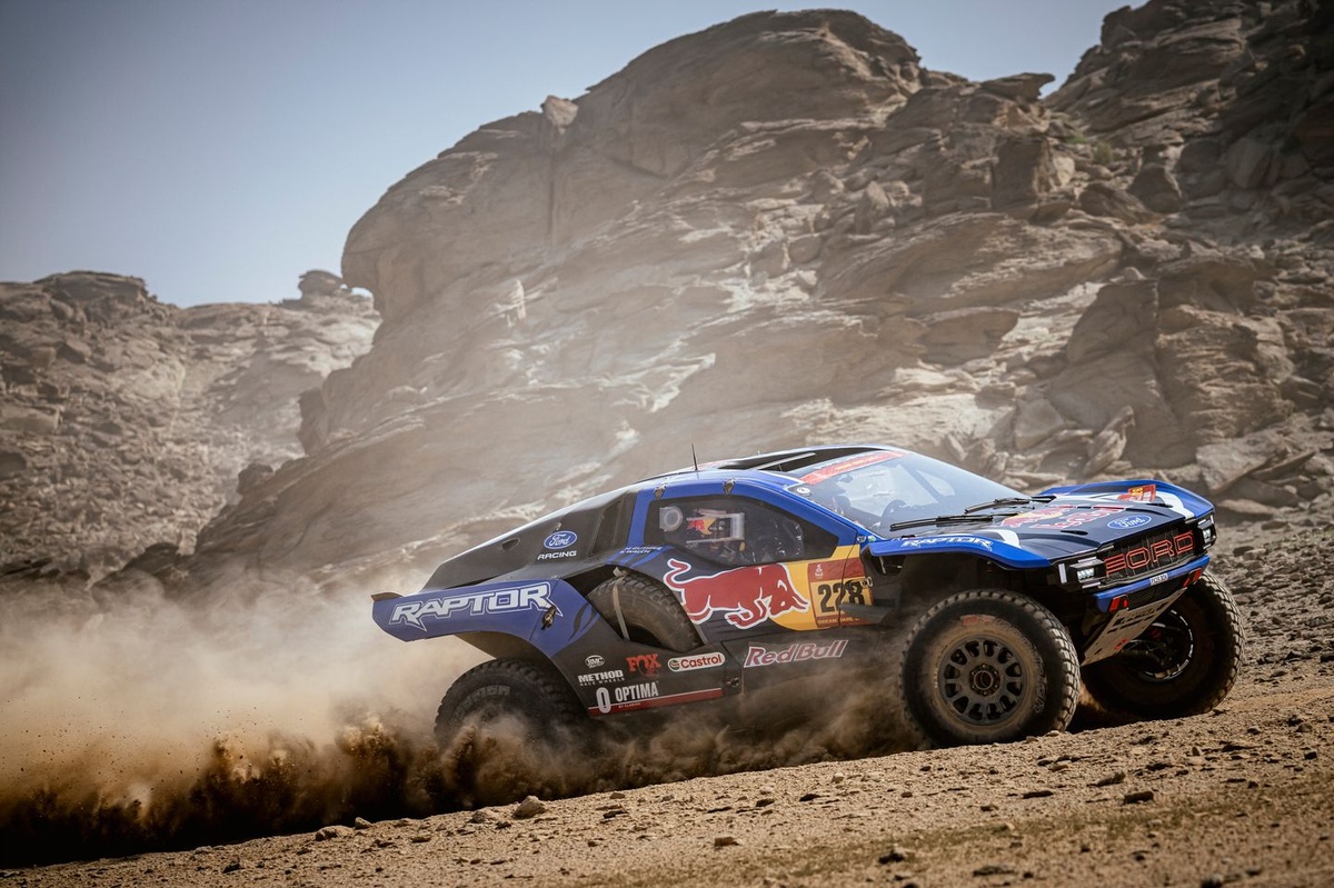 Dakar 2026, Stage 5: Ford strikes back to win but Toyota maintains overall lead