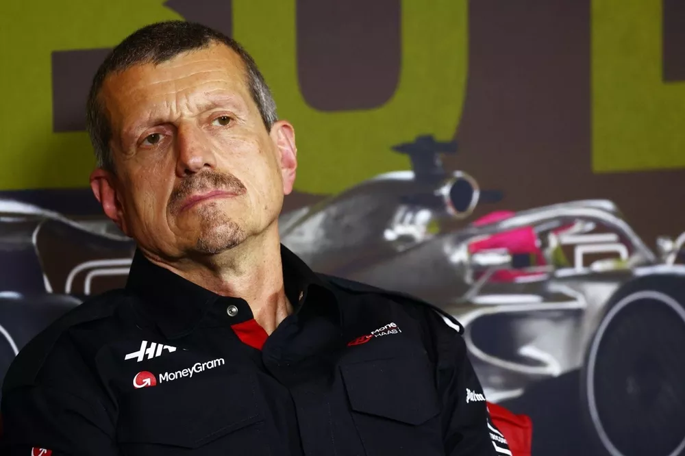 Guenther Steiner, Director del equipo Haas F1 Team, durante la rueda de prensa de los representantes del equipo.