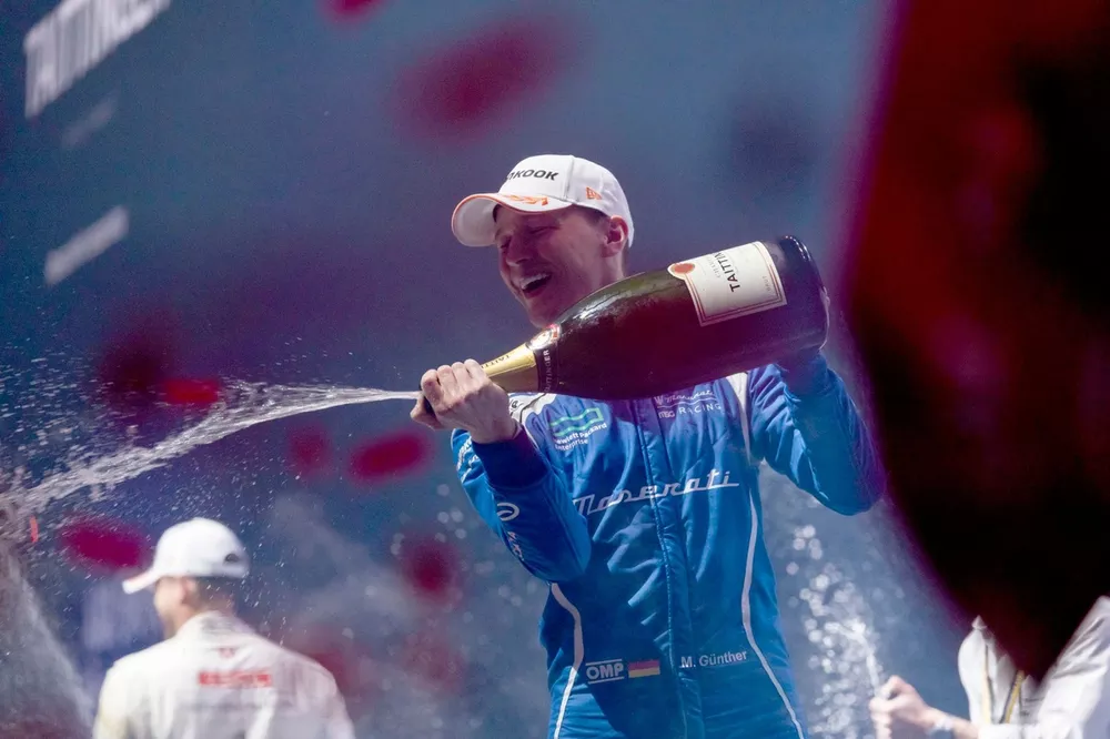 Maximilian Gunther, Maserati Racing, 1st position, sprays the victory Champagne