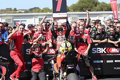 Bautista entusiasta del trionfo e della V4: “Grazie Ducati, questa moto è competitiva”