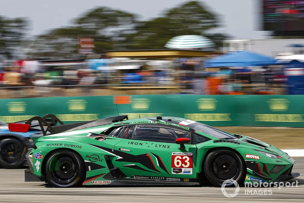 #63 Iron Lynx Lamborghini Huracan GT3 EVO2: Franck Perera, Jordan Pepper, Romain Grosjean