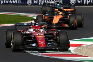 F1: Bom desempenho em simulação de Baku dá esperança à Ferrari