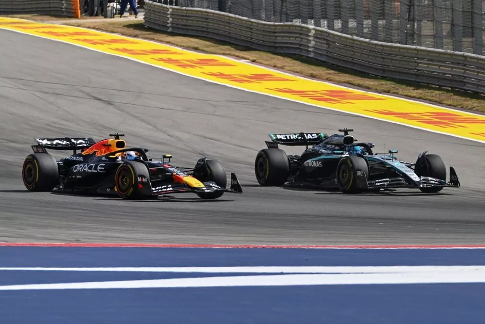 Max Verstappen, Red Bull Racing, George Russell, Mercedes